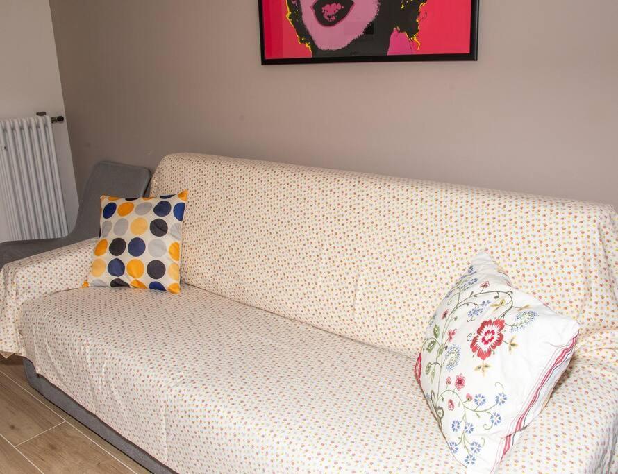 Casa Valentin Apartment Monforte D'Alba Luaran gambar
